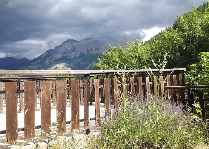 Apartment Cosy A Pra Loup, Proche Des Pistes, Pour 4 Personnes - Fr-1-165a-70 *